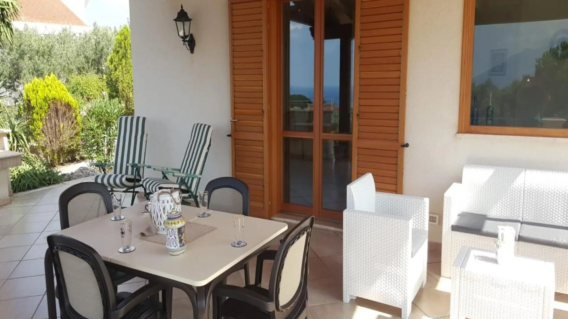 Detached Villa Located In A Residential Area A Few Kilometers From The Sea Castellammare del Golfo