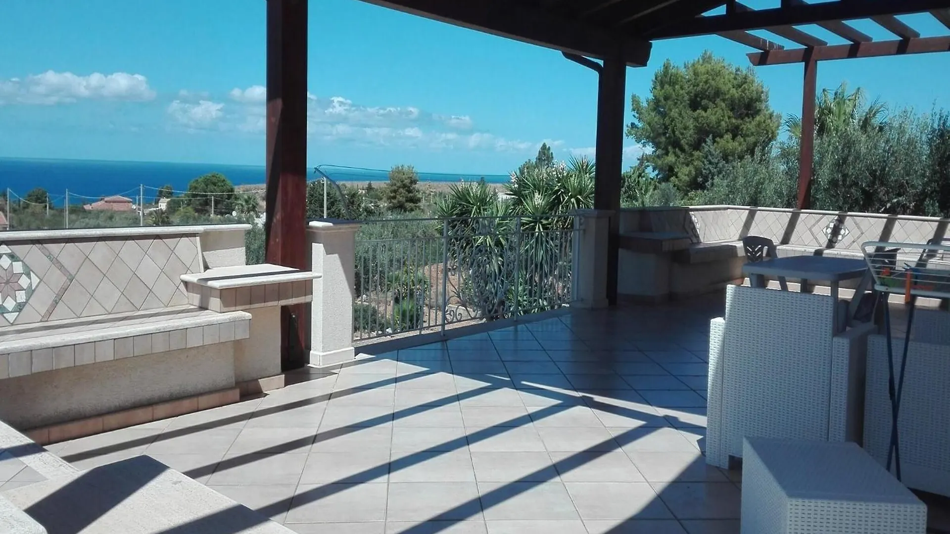 Detached Villa Located In A Residential Area A Few Kilometers From The Sea Castellammare del Golfo 0*,