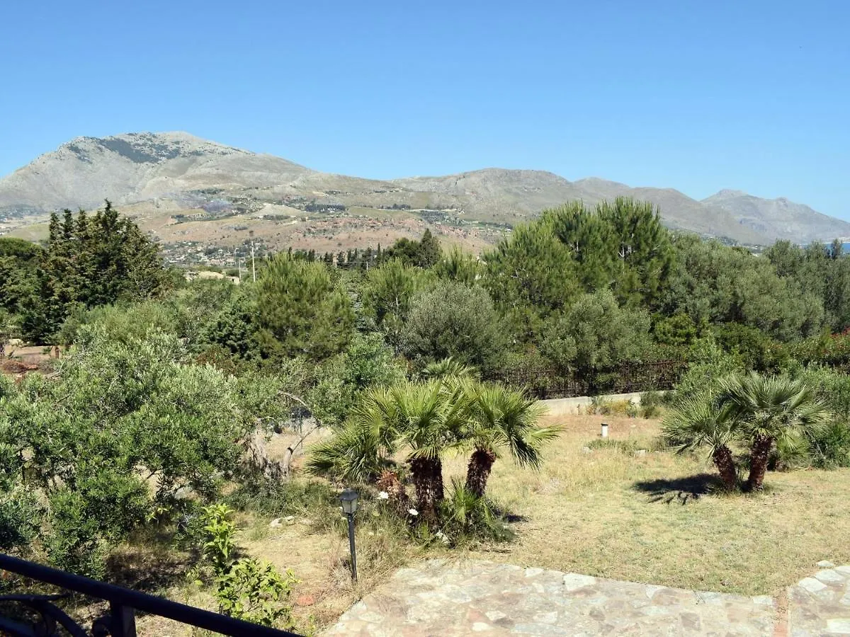 Detached Villa Located In A Residential Area A Few Kilometers From The Sea Castellammare del Golfo