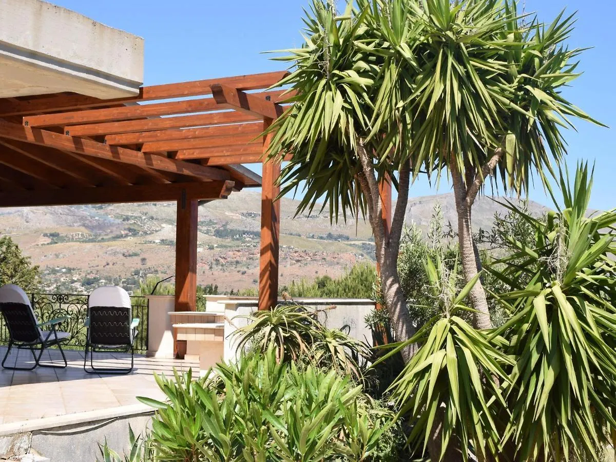 Holiday home Detached Villa Located In A Residential Area A Few Kilometers From The Sea Castellammare del Golfo Italy