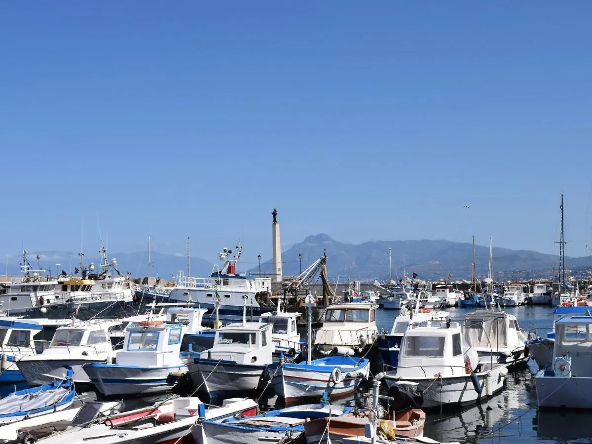 Holiday home Detached Villa Located In A Residential Area A Few Kilometers From The Sea Castellammare del Golfo
